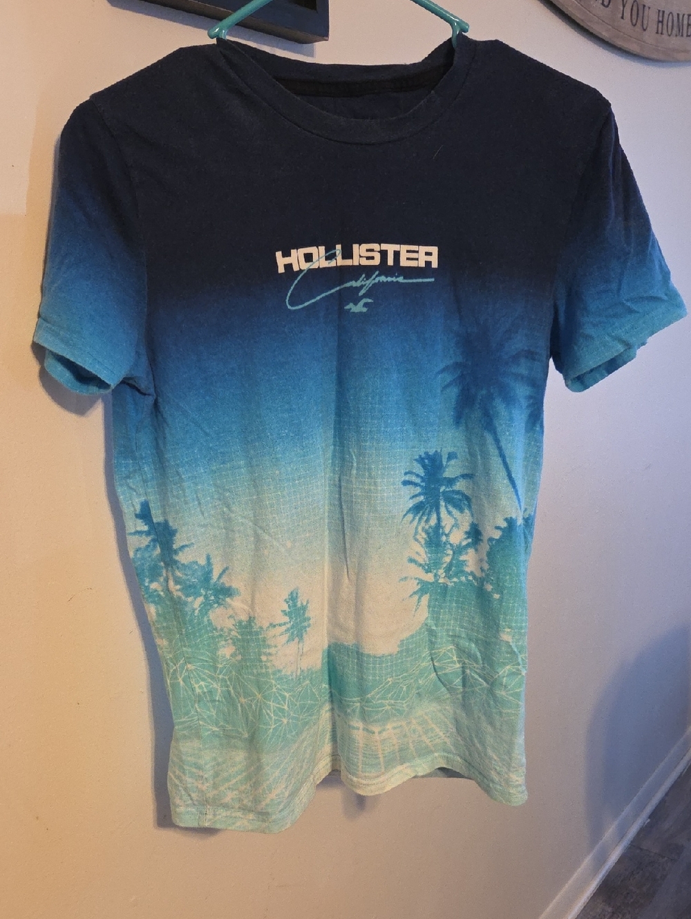 Hollister Blue Gradient Palm-Print Tee